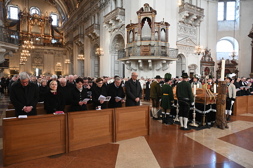 Requiem Erzbischof em. Alois Kothgasser