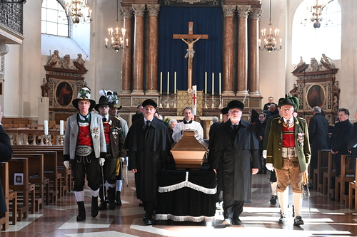 Requiem Erzbischof em. Alois Kothgasser