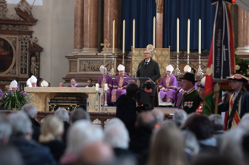 Requiem Erzbischof em. Alois Kothgasser