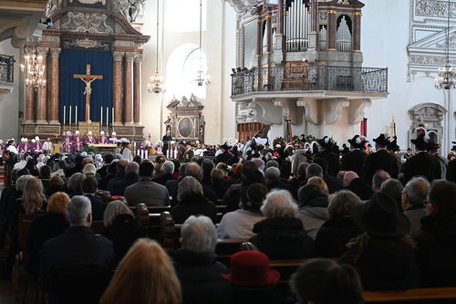 Requiem Erzbischof em. Alois Kothgasser