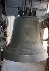 Vitus- und Augustinus-Glocke / Pfarre Hollersbach