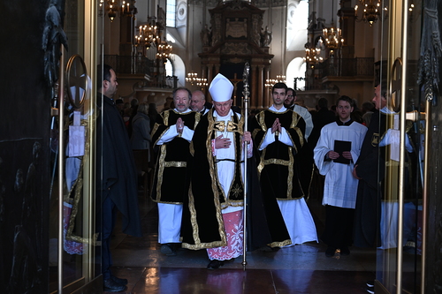 Requiem Erzbischof em. Alois Kothgasser